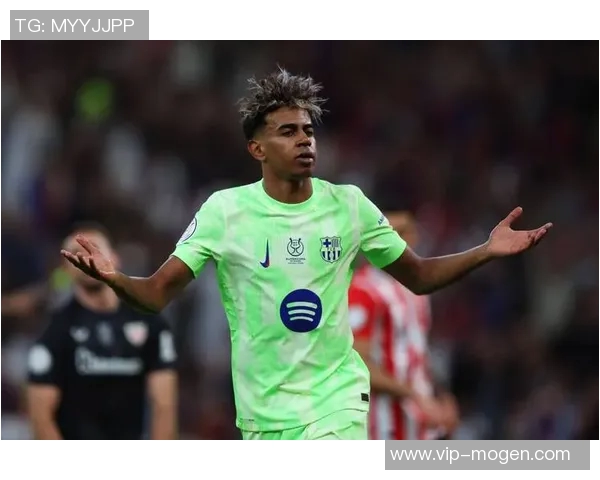 巴萨对阵巴黎名单公布亚马尔佩德里领衔巴尔德复出什琴斯尼在列