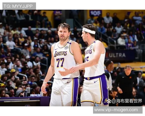 东契奇罚球失误遗憾错过赛季首场50分里夫斯无奈呼喊罚进一个啊